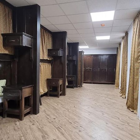 Hostel Citadella 德瓦 外观 照片